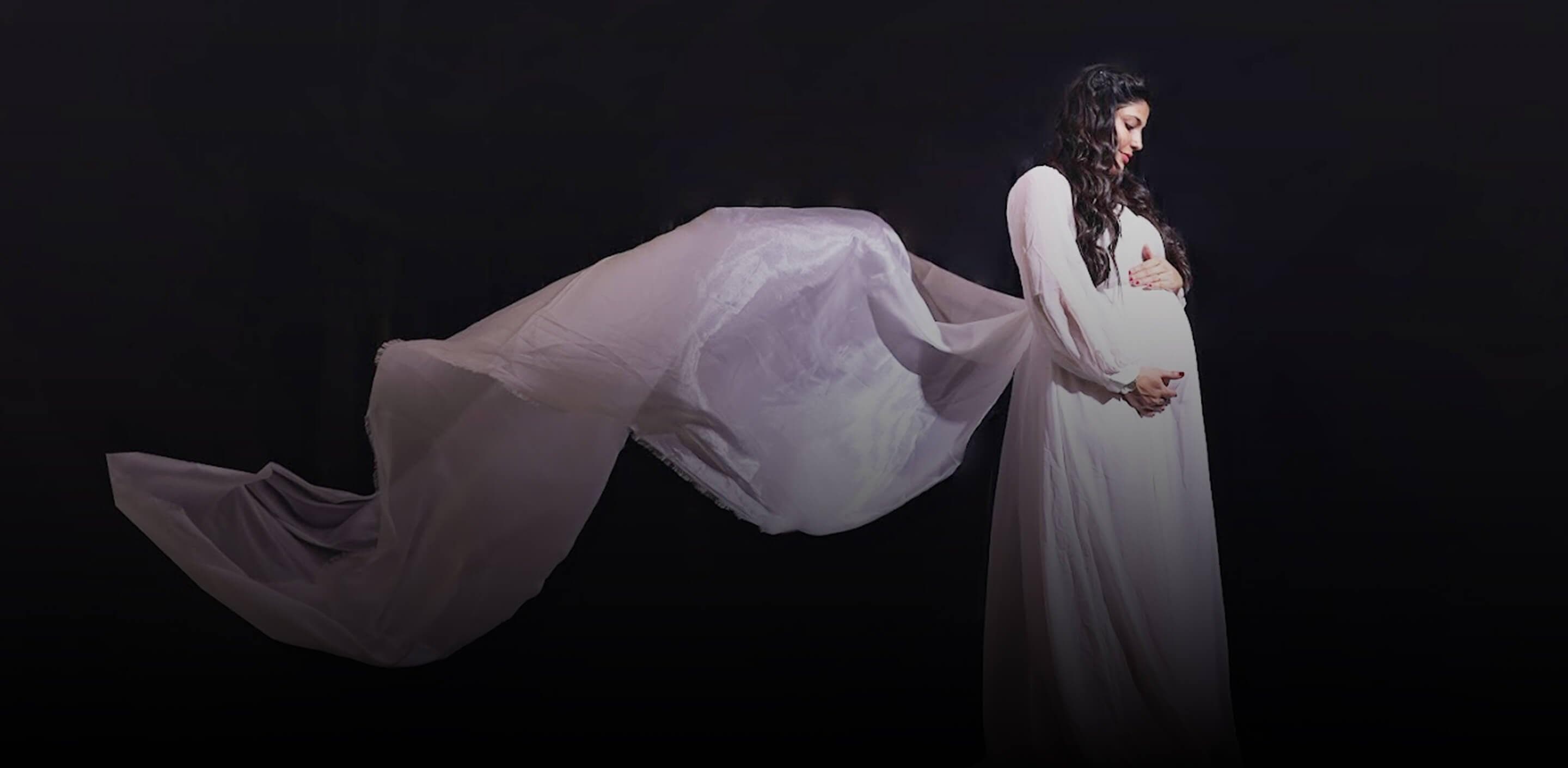 Style And Comfort: The Best Fabric Options For Women During And Post-Pregnancy