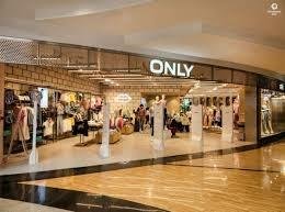 ONLY fashion brand store image